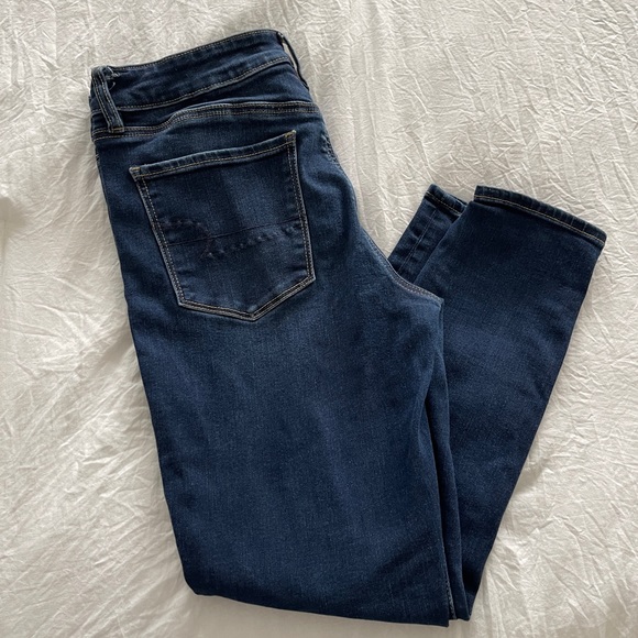 American Eagle, next level stretch jeans in size 12. - Picture 4 of 4
